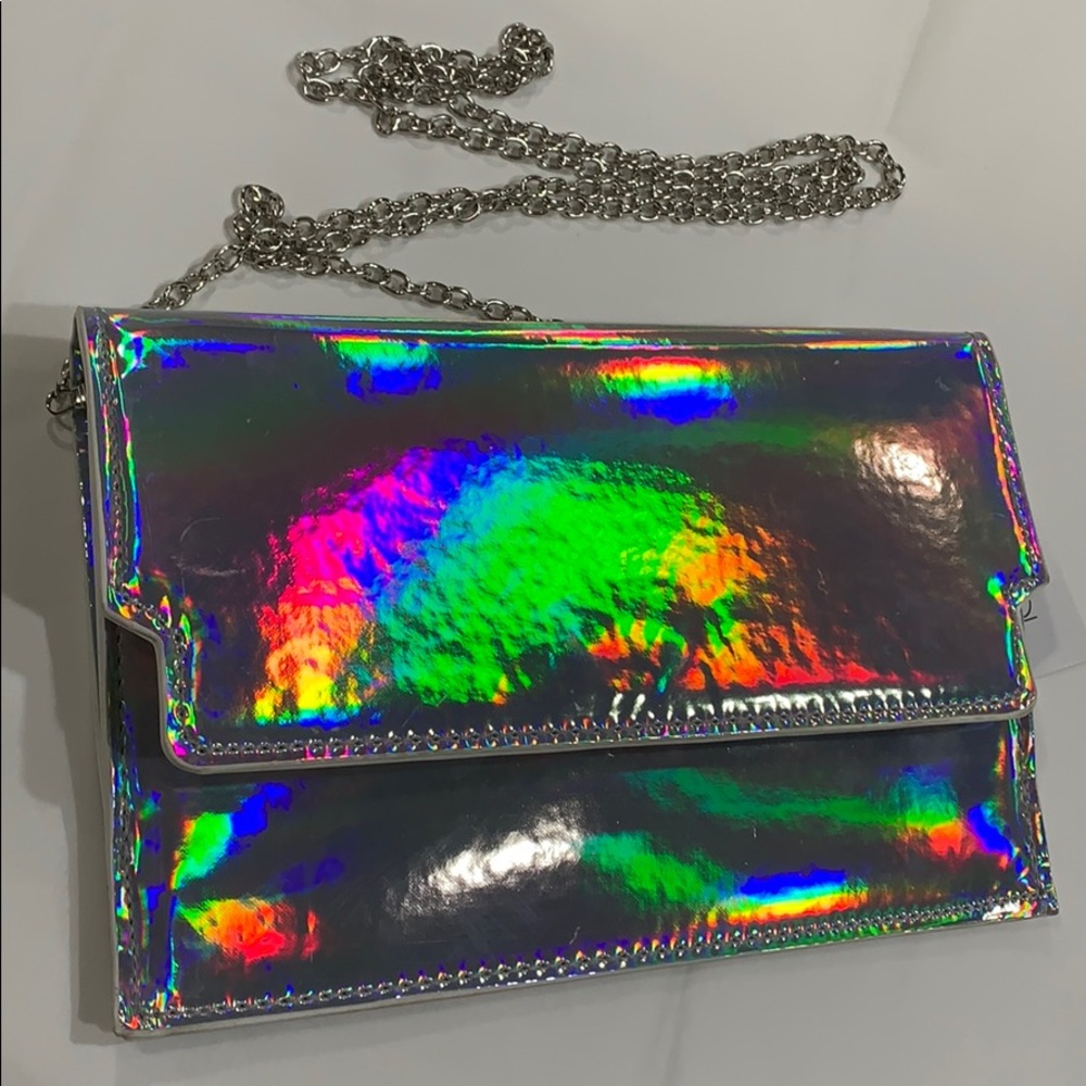 HOLOGRAPHIC CLUTCH OR CROSSBODY BAG! - Picture 2 of 8
